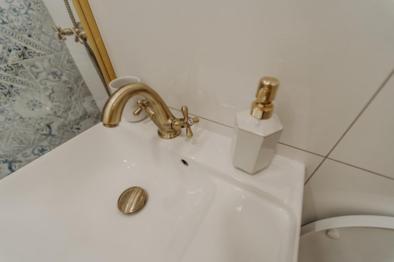 Apartamentul Albastru Ватра Дорней Екстериор снимка