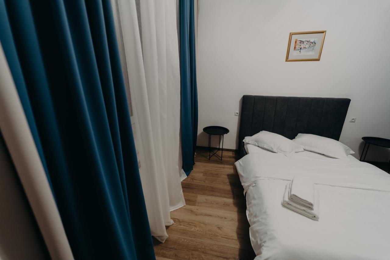Apartamentul Albastru Ватра Дорней Екстериор снимка